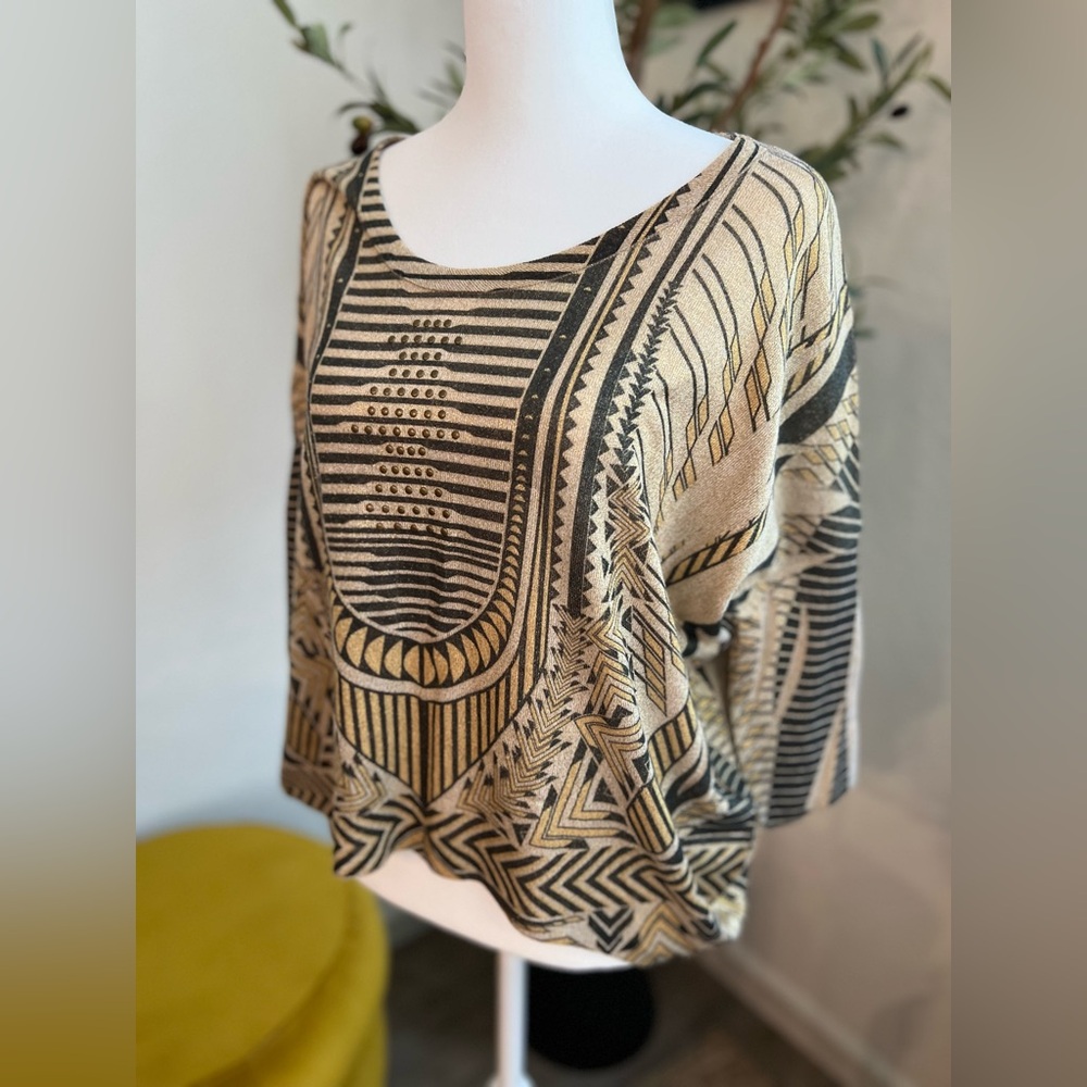 Geometric Patterned Women's Top